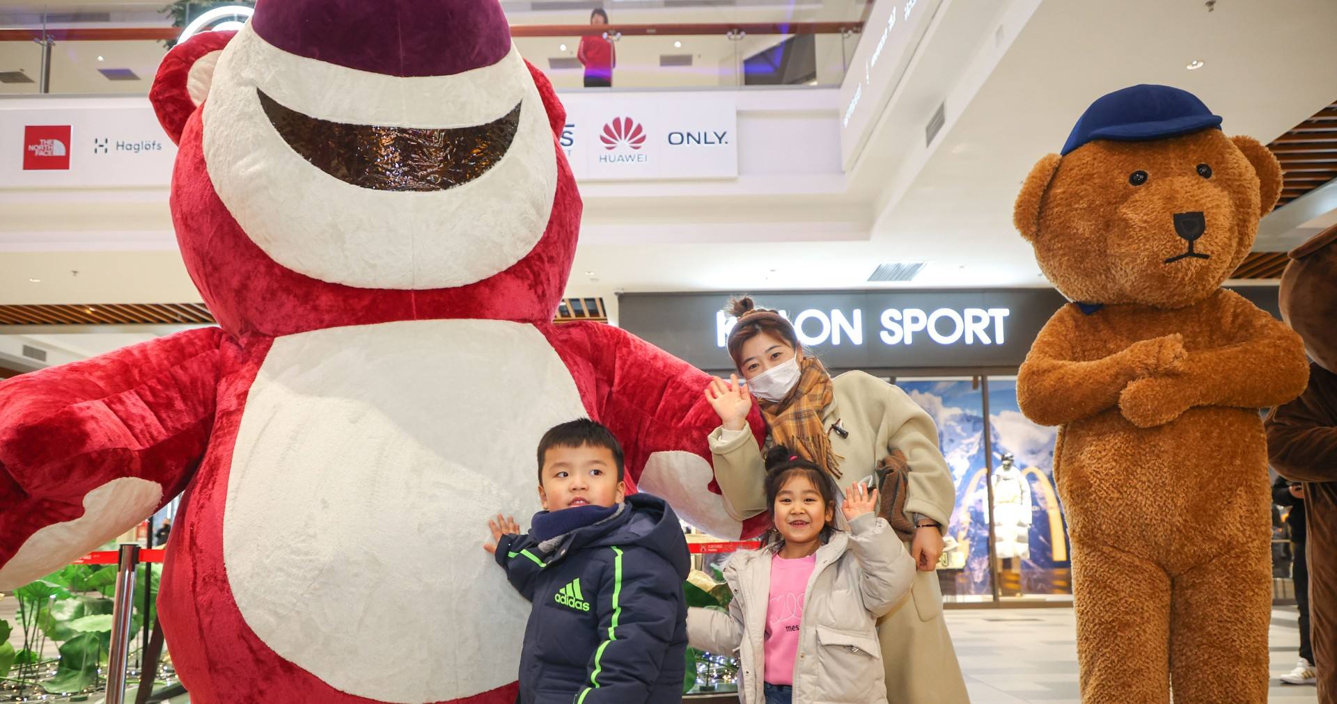 新宝GG奥莱·棋盘山小镇